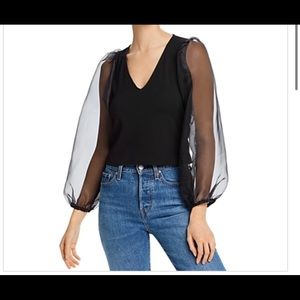 AQUA STUNNIBG BLACK V NECK TOP SHEER SLEEVE NWT XS